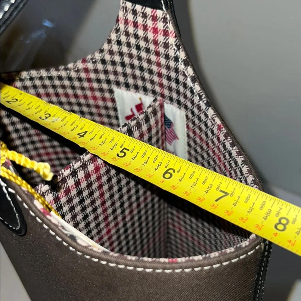 Brown  and plaid Wine Carrier with leather sturdy Handle